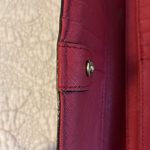 Red Kate Spade folio wallet - Picture 4 of 7